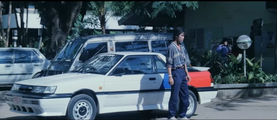 1989 Nissan Sentra Sport Coupé RZ-1 [B12]