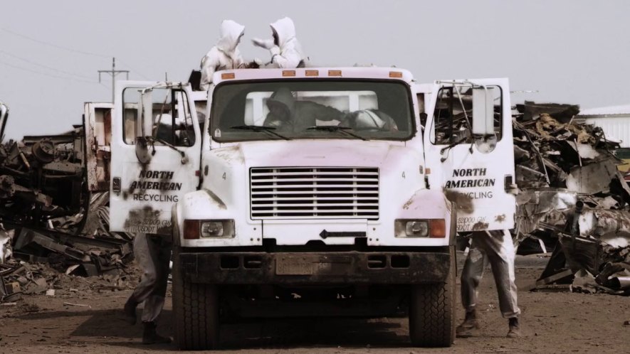International 4900