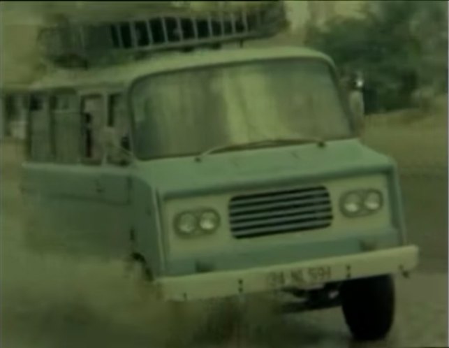 International Harvester 1200 D Minibüs