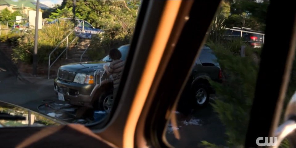 2002 Ford Explorer [U152]