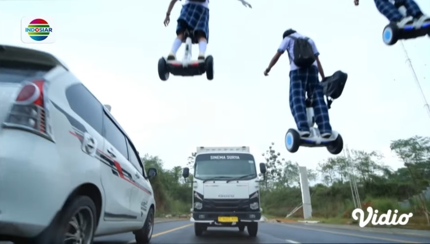 2017 Isuzu Elf