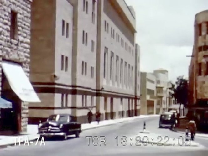 1949 Ford Custom Fordor Sedan [73B]