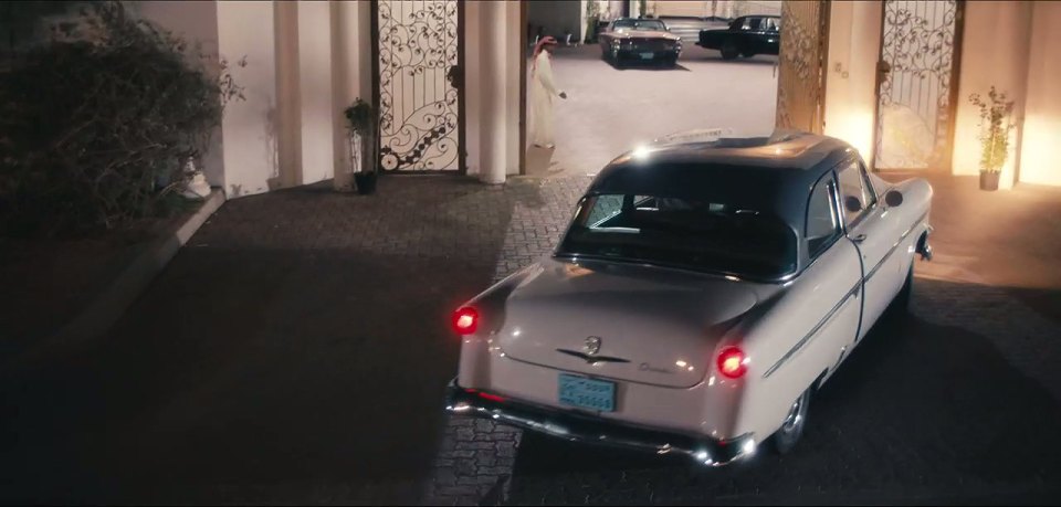 1954 Ford Customline Tudor Sedan [70B]