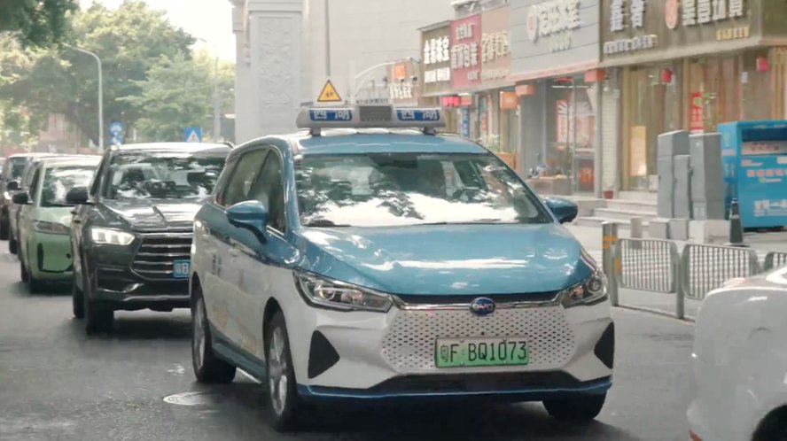 2021 BYD e6 Taxi