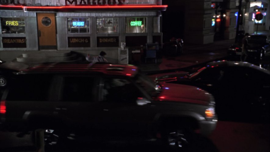 1999 Cadillac Escalade [GMT435]