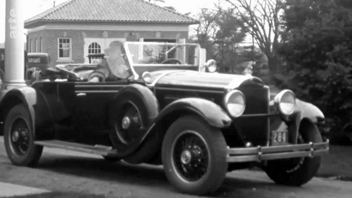 1929 Packard unknown