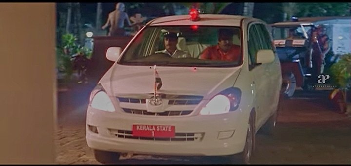 2005 Toyota Innova [AN40]