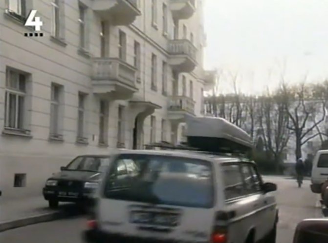 1990 Volvo 240 [245]