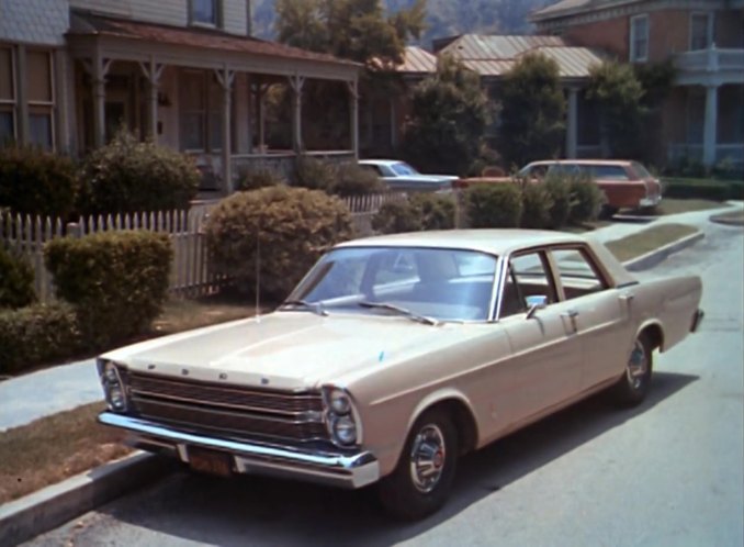 1966 Ford Custom 4-door Sedan [54E]