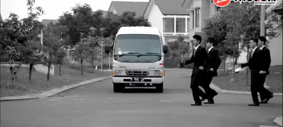 2010 Isuzu Elf