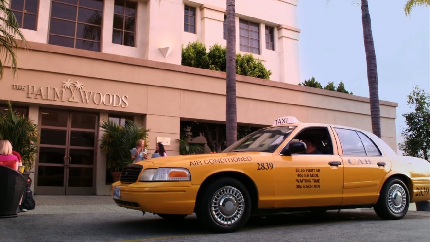 Ford Crown Victoria