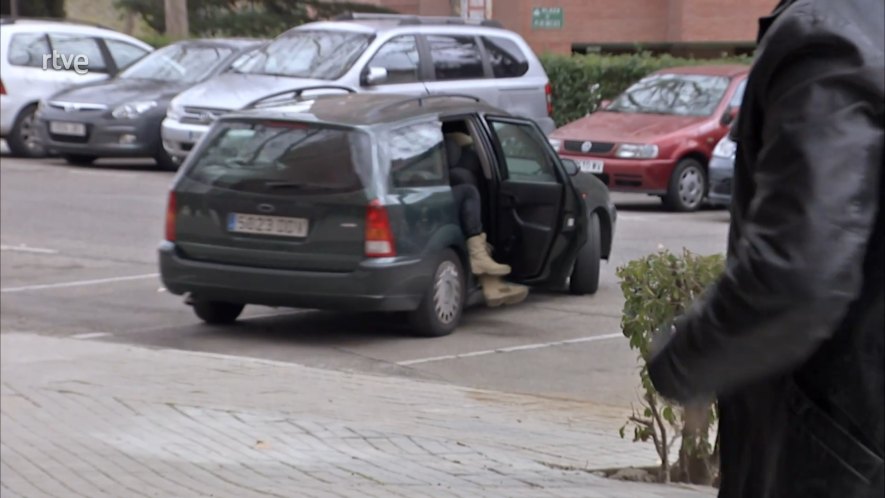 2001 Ford Focus SW Ghia 1.8 TDCi MkI [C170]