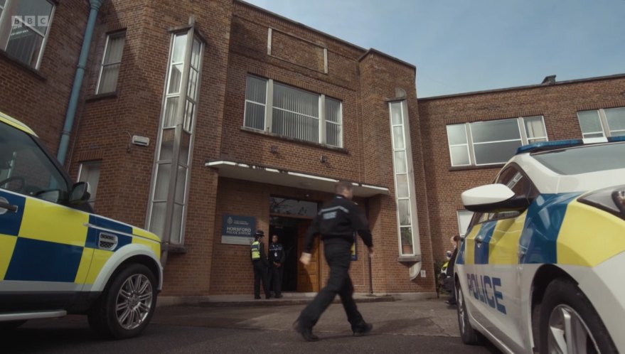 Land-Rover Discovery Series IV [L319]