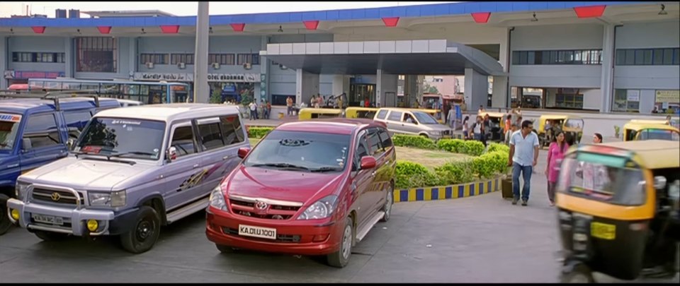 2005 Toyota Innova [AN40]