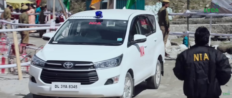 2016 Toyota Innova Crysta [AN140]