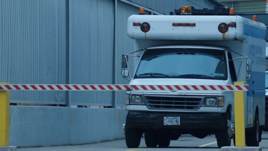 Ford E-350