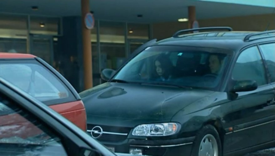 1998 Opel Omega Caravan [B]