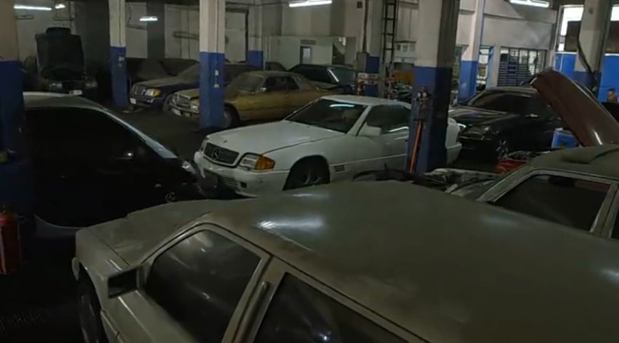 1990 Mercedes-Benz SL [R129]