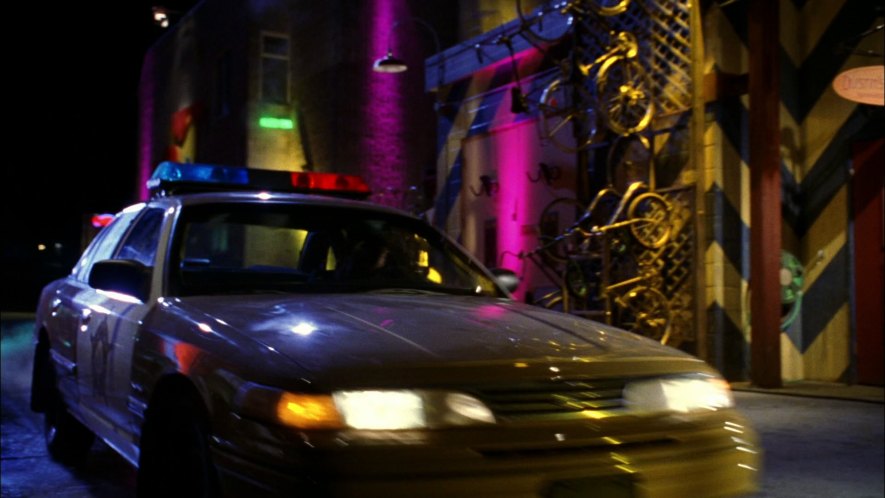 Ford Crown Victoria