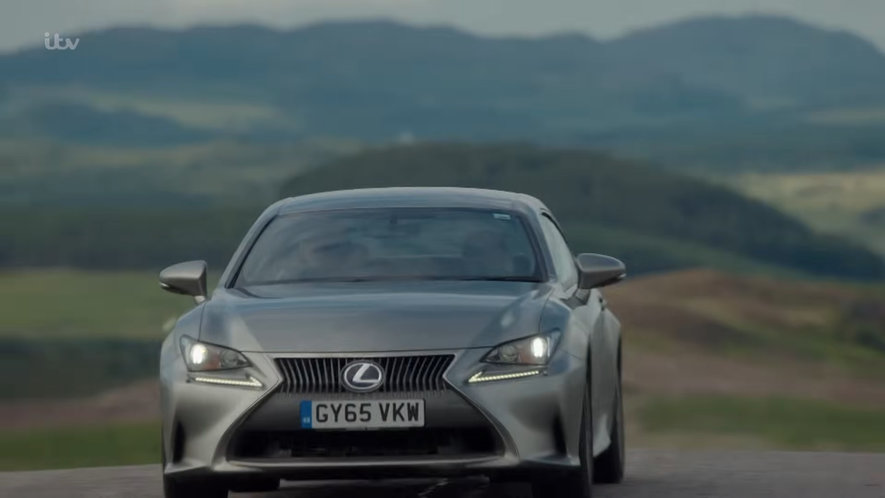 2016 Lexus RC 300h Luxury [AVC10]