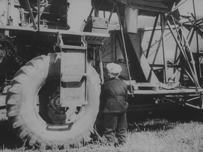 TKZ Stalinets-4