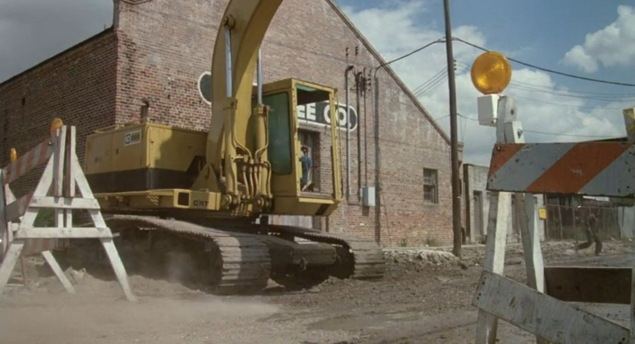 Caterpillar 225