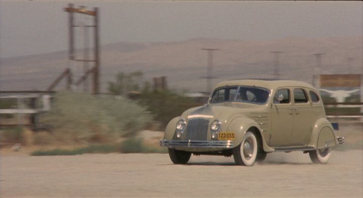 1934 Chrysler Airflow Eight [CU]