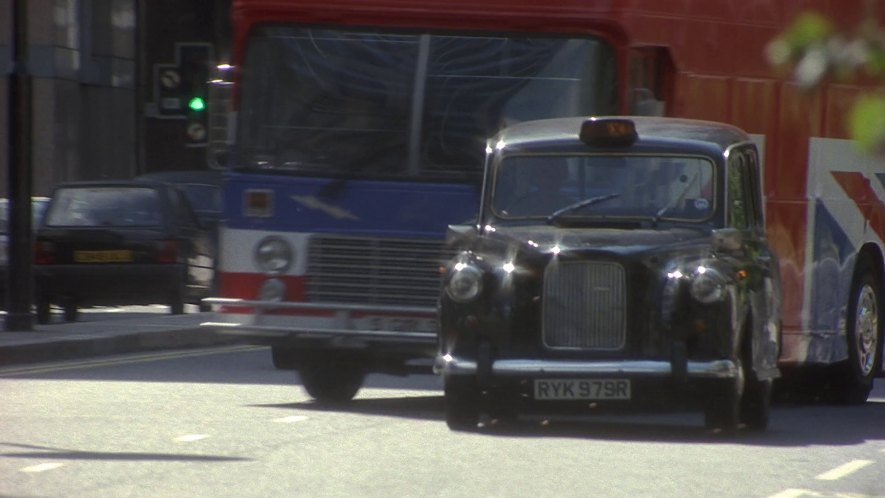 1977 Austin FX4