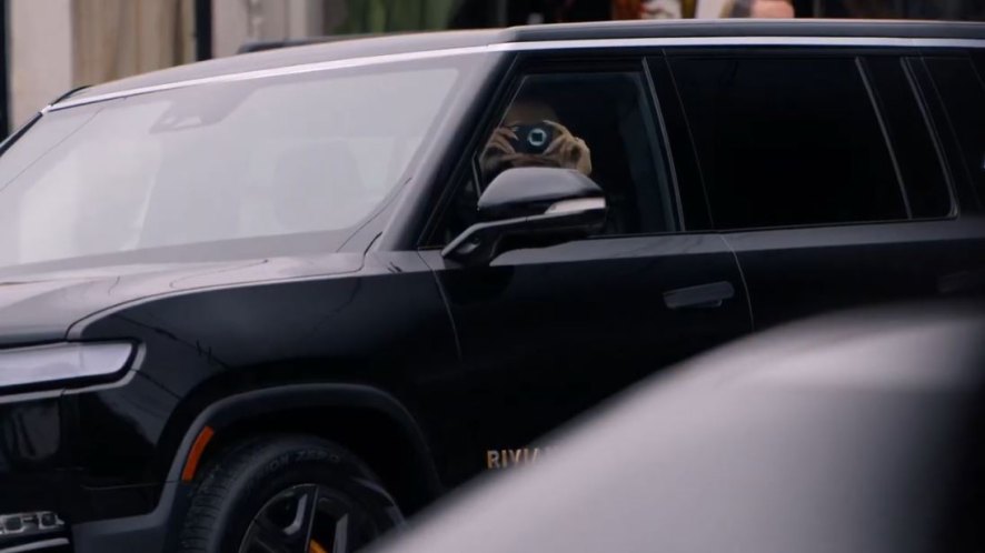 2023 Rivian R1S
