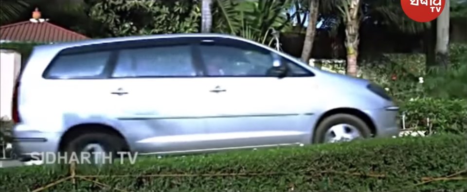 2005 Toyota Innova [AN40]
