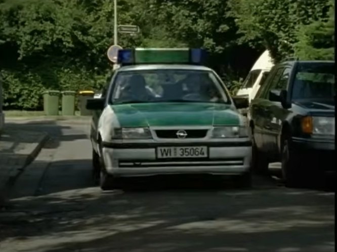 1993 Opel Vectra [A]