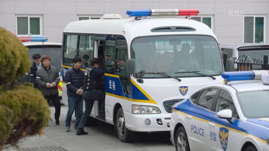 Hyundai e-County