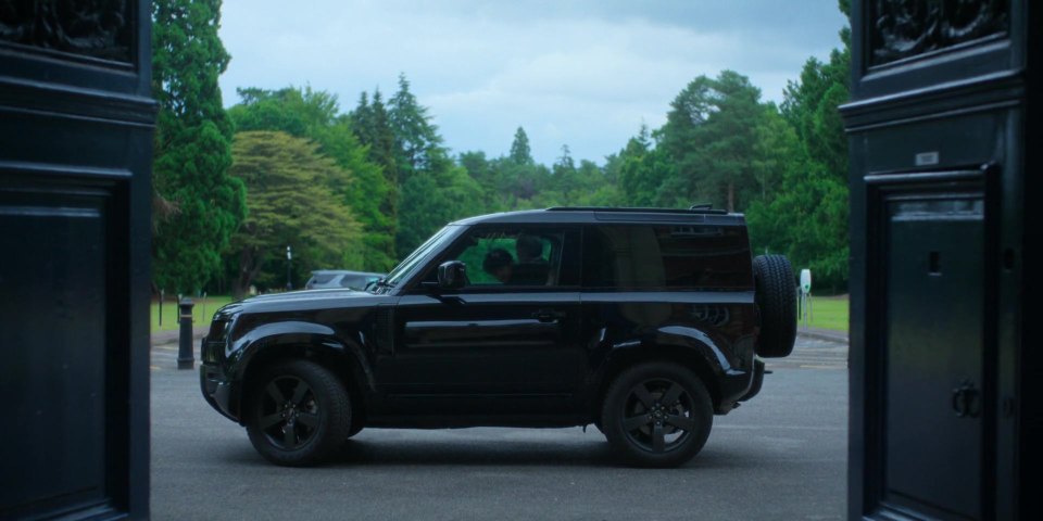 2023 Land-Rover Defender 90 P300 X-Dynamic HSE Series II [L663]