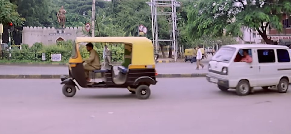 Bajaj RE