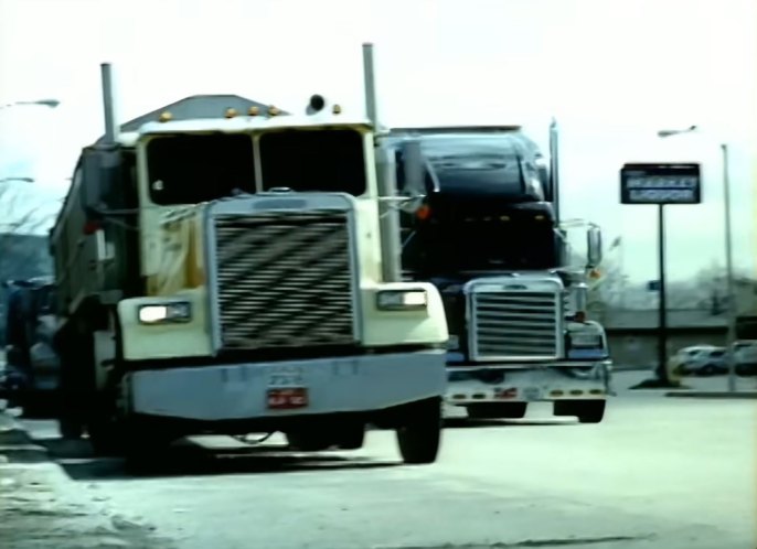 Freightliner FLC