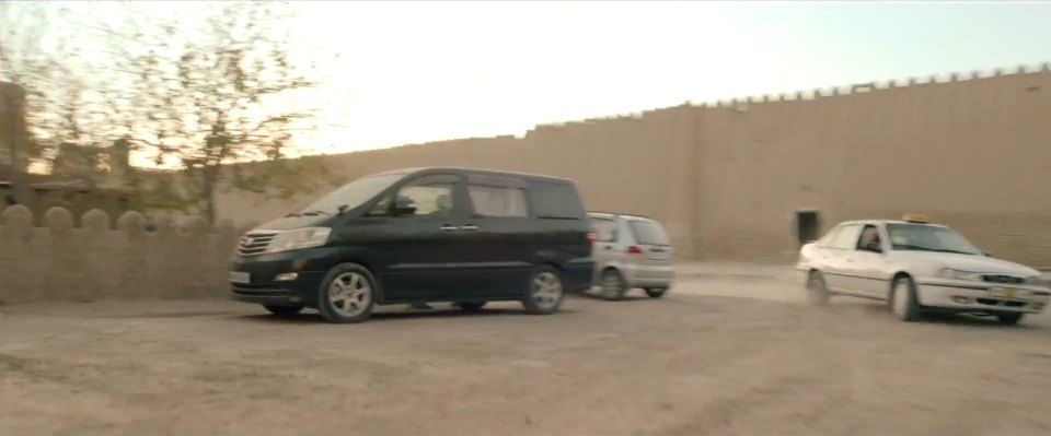 2005 Toyota Alphard [AH10]