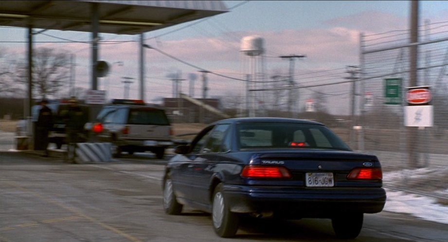 1994 Ford Taurus GL [DN5]