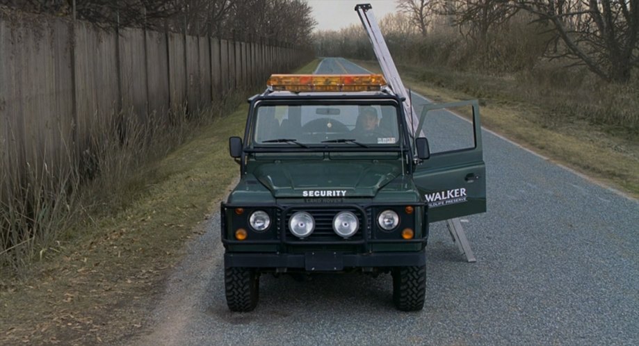 1997 Land-Rover Defender 90 NAS V8