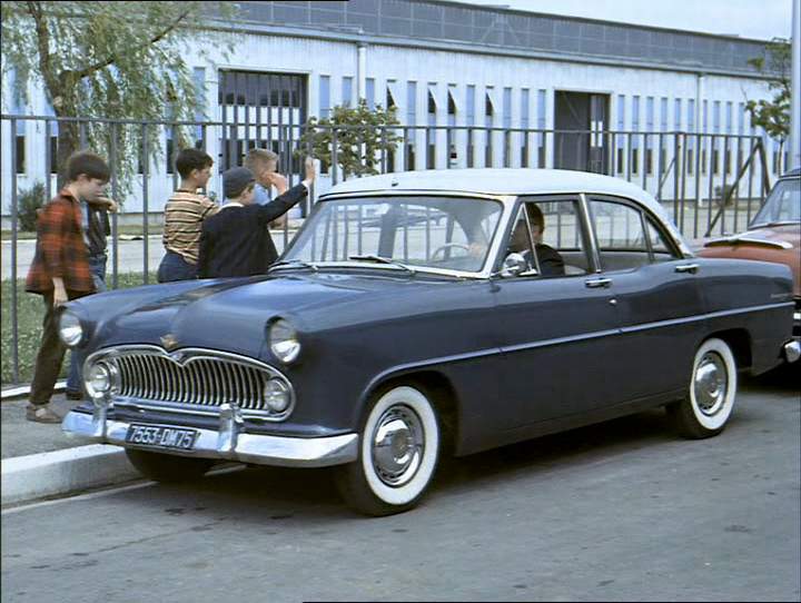 1955 Simca Vedette Versailles