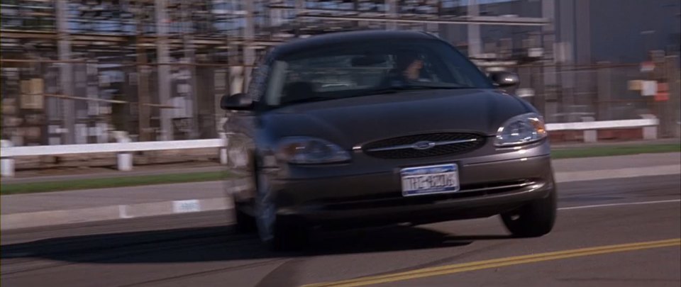 2002 Ford Taurus [D186]