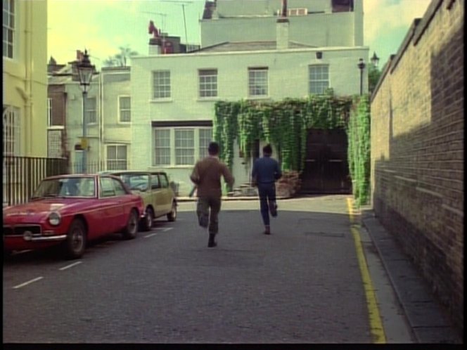 1974 MG B GT [ADO23]