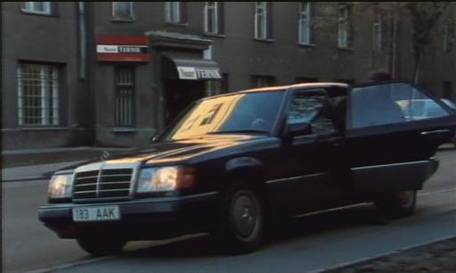 1993 Mercedes-Benz 200 D [W124]