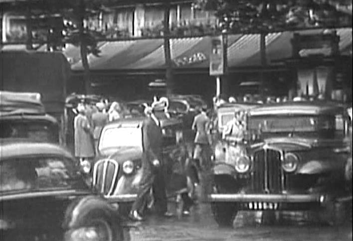 1947 Simca 8 Berline