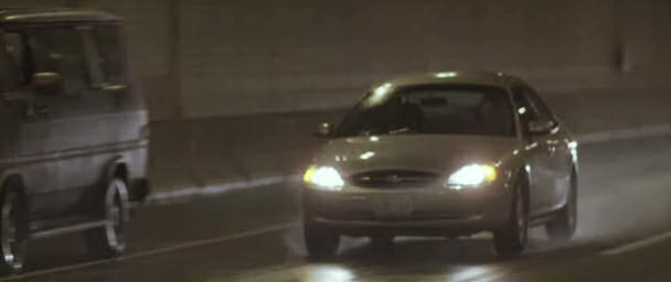 2000 Ford Taurus [D186]