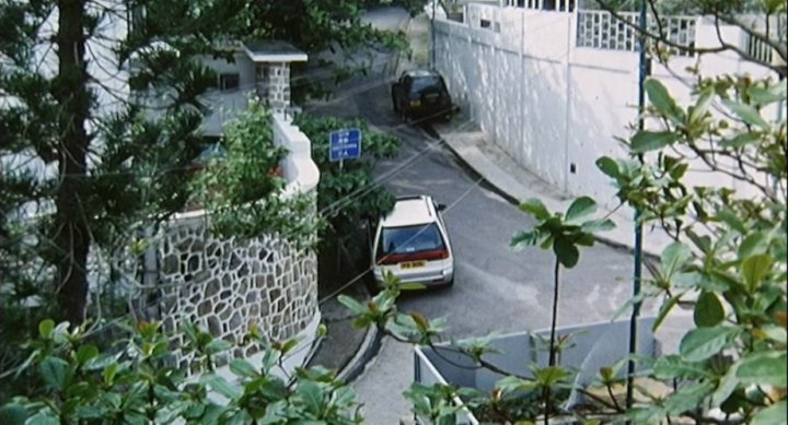 1992 Mitsubishi Space Wagon [N30]