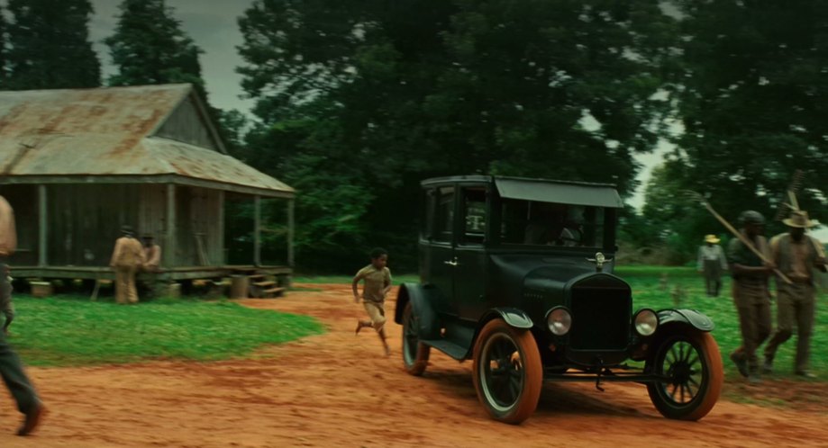 1924 Ford Model T Fordor Sedan