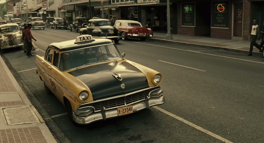 1956 Ford Customline Fordor Sedan [73B]