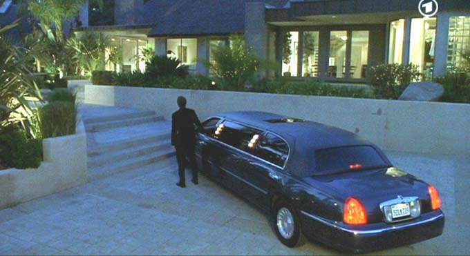 1998 Lincoln Town Car Stretched Limousine
