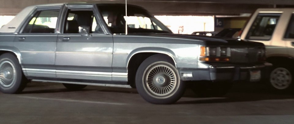 1988 Ford LTD Crown Victoria LX