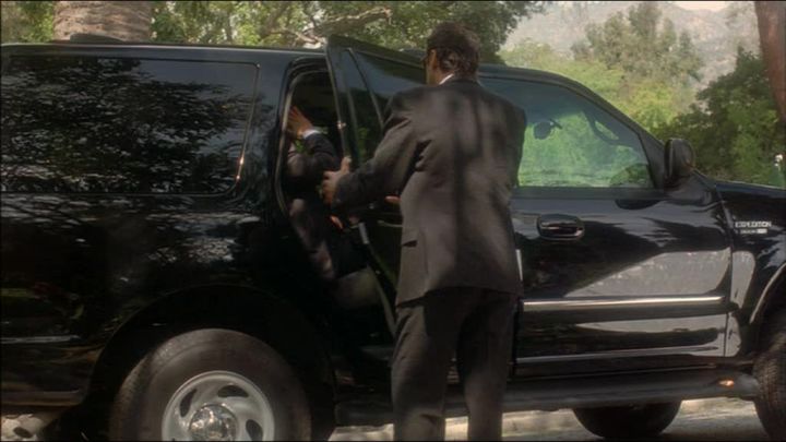 2000 Ford Expedition XLT [UN93]